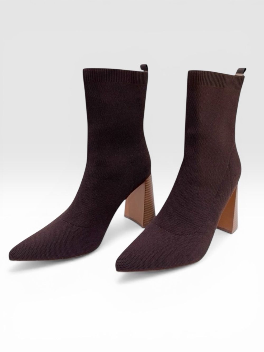 Journee Collection Noralinn Knit Stretch Block Heel Pointed Toe Brown 9.5W NEW